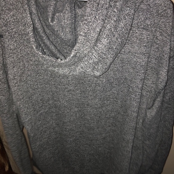grey DC hoodie - Picture 2 of 3
